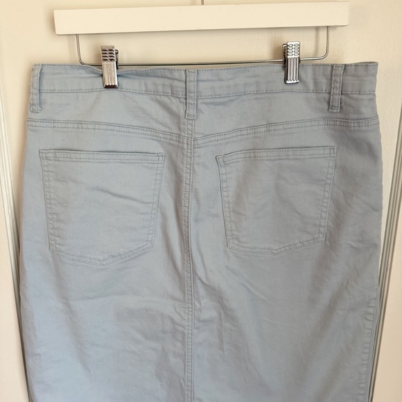 Jade Mackenzie Apparel Blue Knee-Length Pencil Skirt - Picture 7 of 7